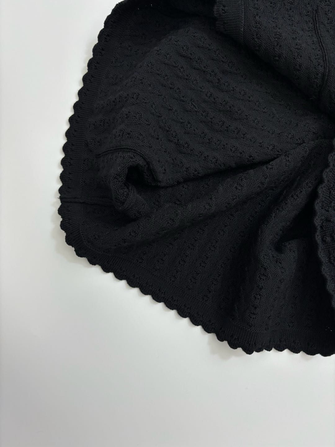 Embossed three-dimensional textured single-breasted knit cardigan short jacket - View 10