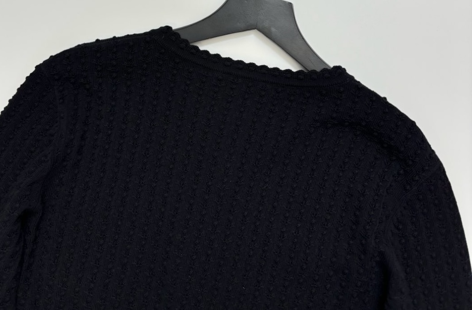 Embossed three-dimensional textured single-breasted knit cardigan short jacket - View 12