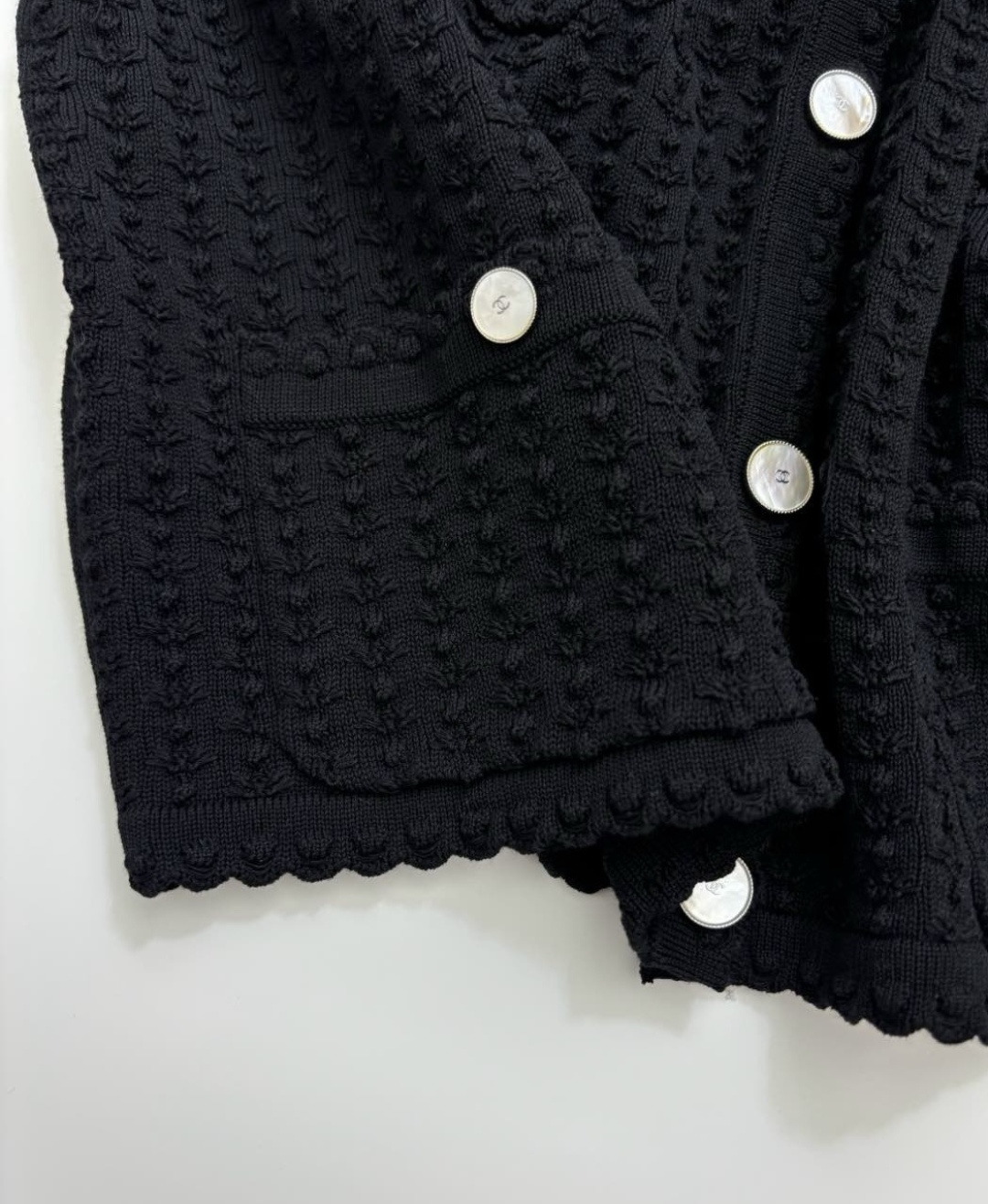 Embossed three-dimensional textured single-breasted knit cardigan short jacket - View 8