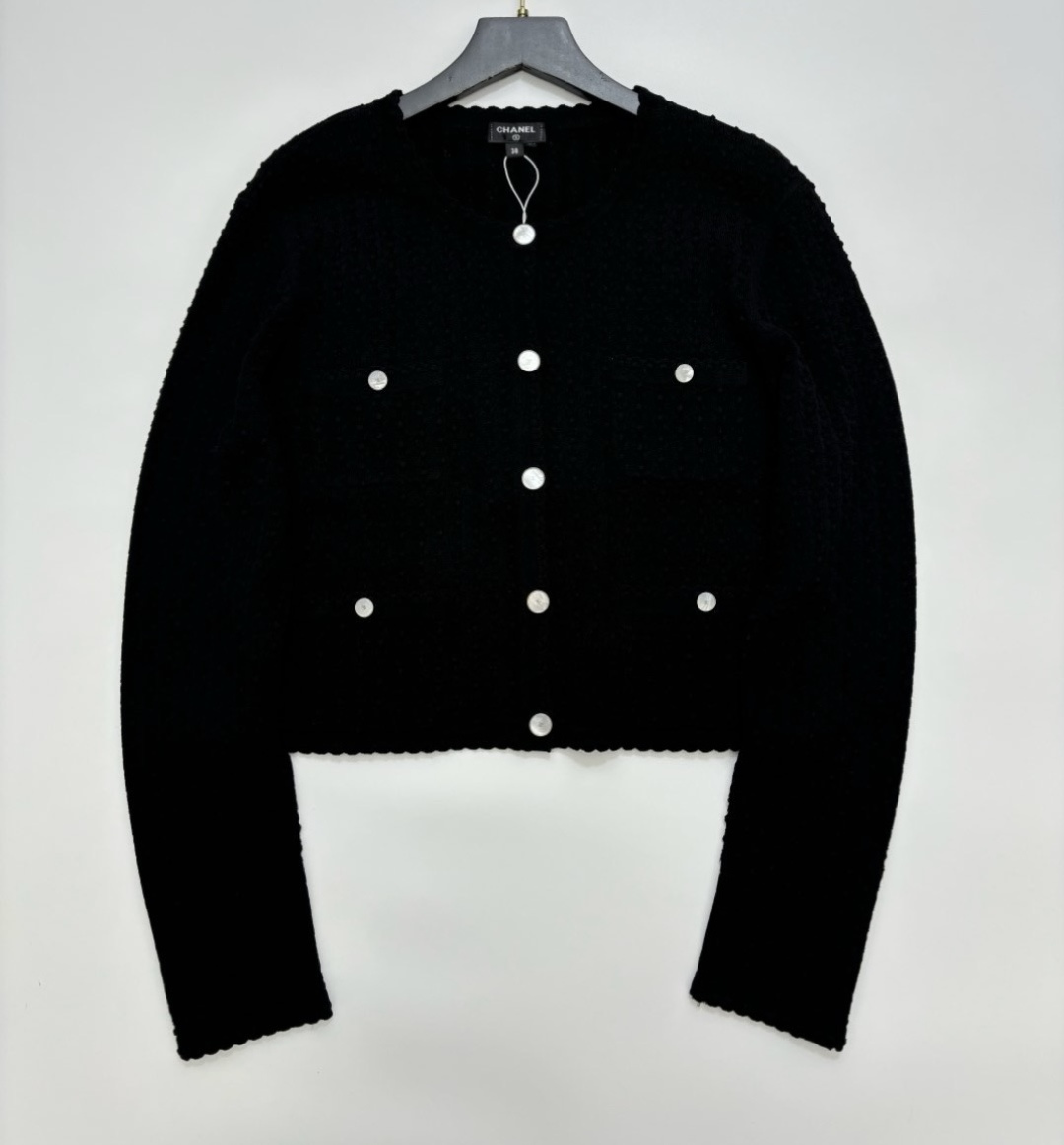 Embossed three-dimensional textured single-breasted knit cardigan short jacket