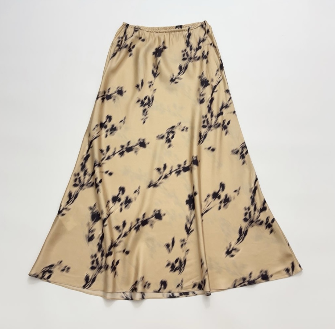 INTO THE EAST Ni Ni Style Elastic Waist Silk Floral Print Long Skirt