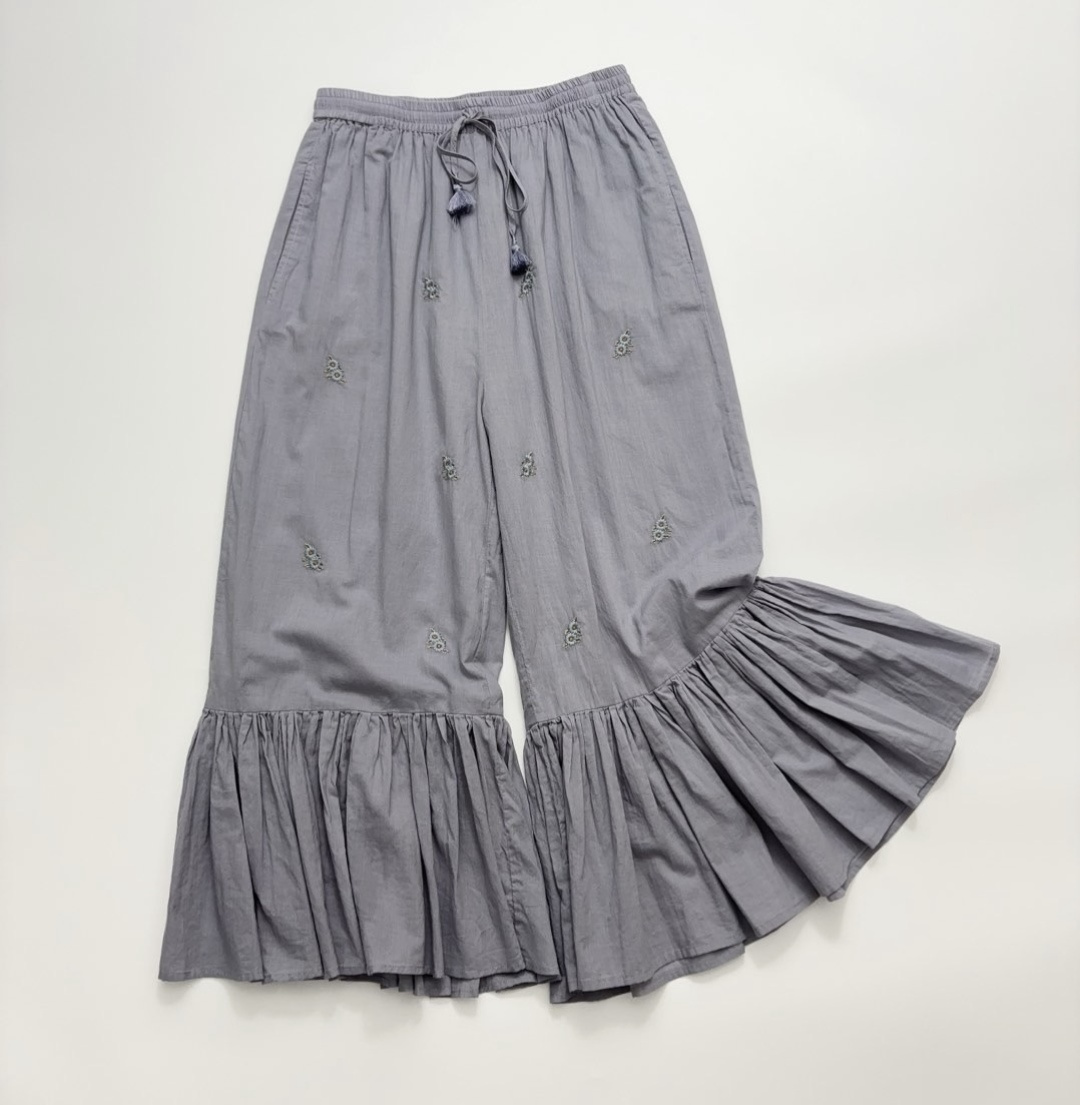 Towavase Embroidered Floral Vintage Tassel Drawstring Elastic Waist Cropped Casual Pants