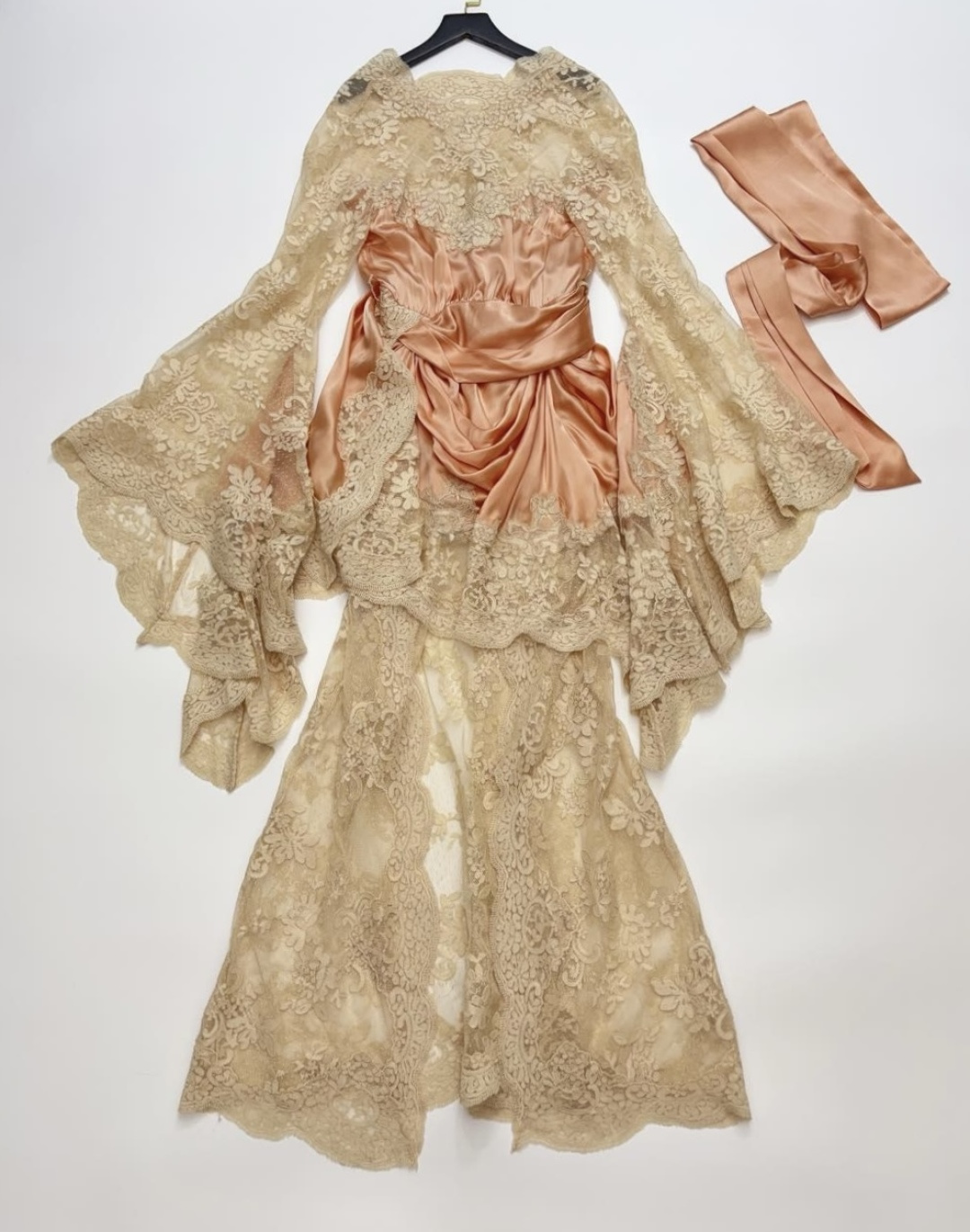 Zimmermann 2025 Autumn/Winter Hypnotic Wide Sleeve Embroidered Long Dress Gown