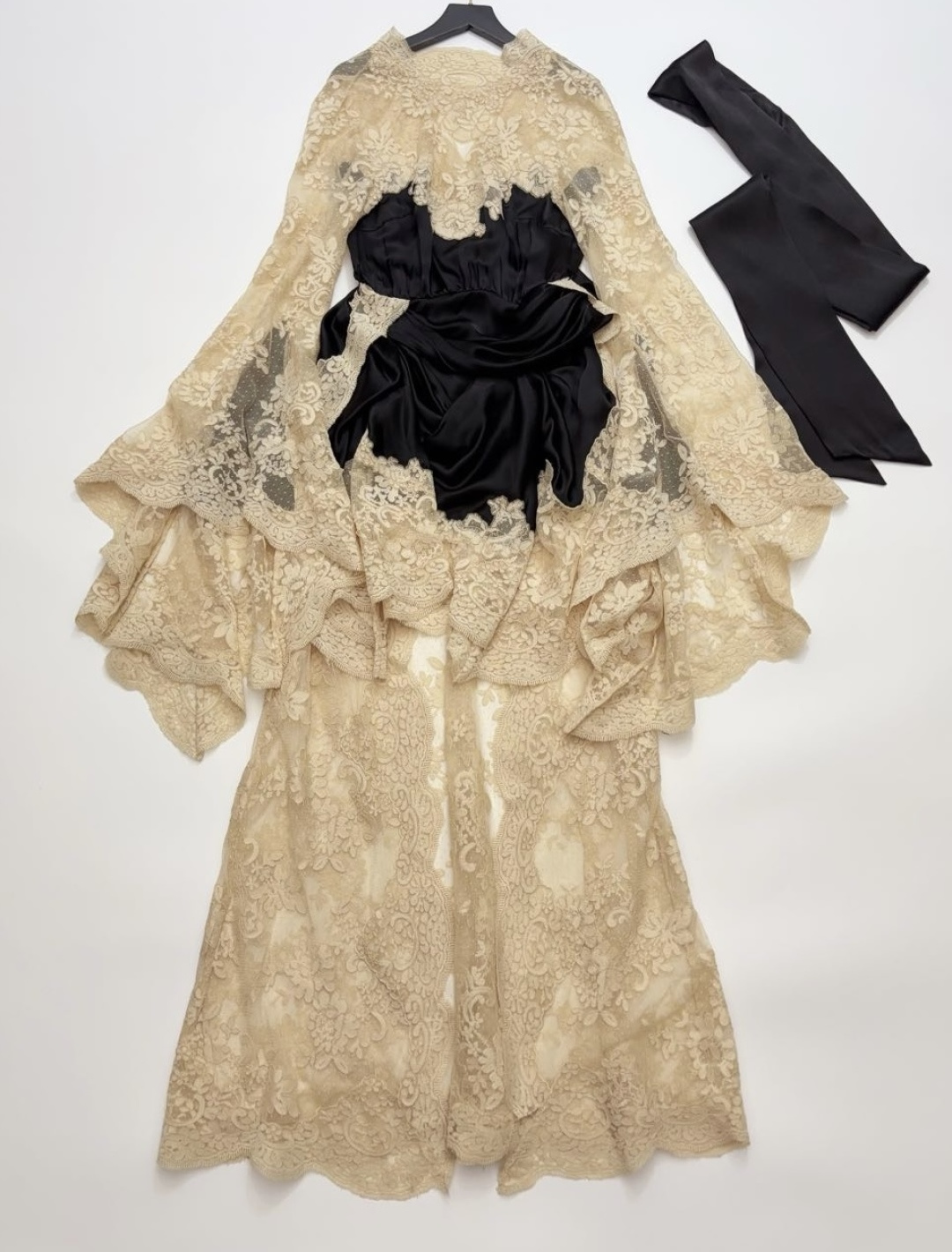 Zimmermann 2025 Autumn/Winter Hypnotic Wide Sleeve Embroidered Long Dress Gown