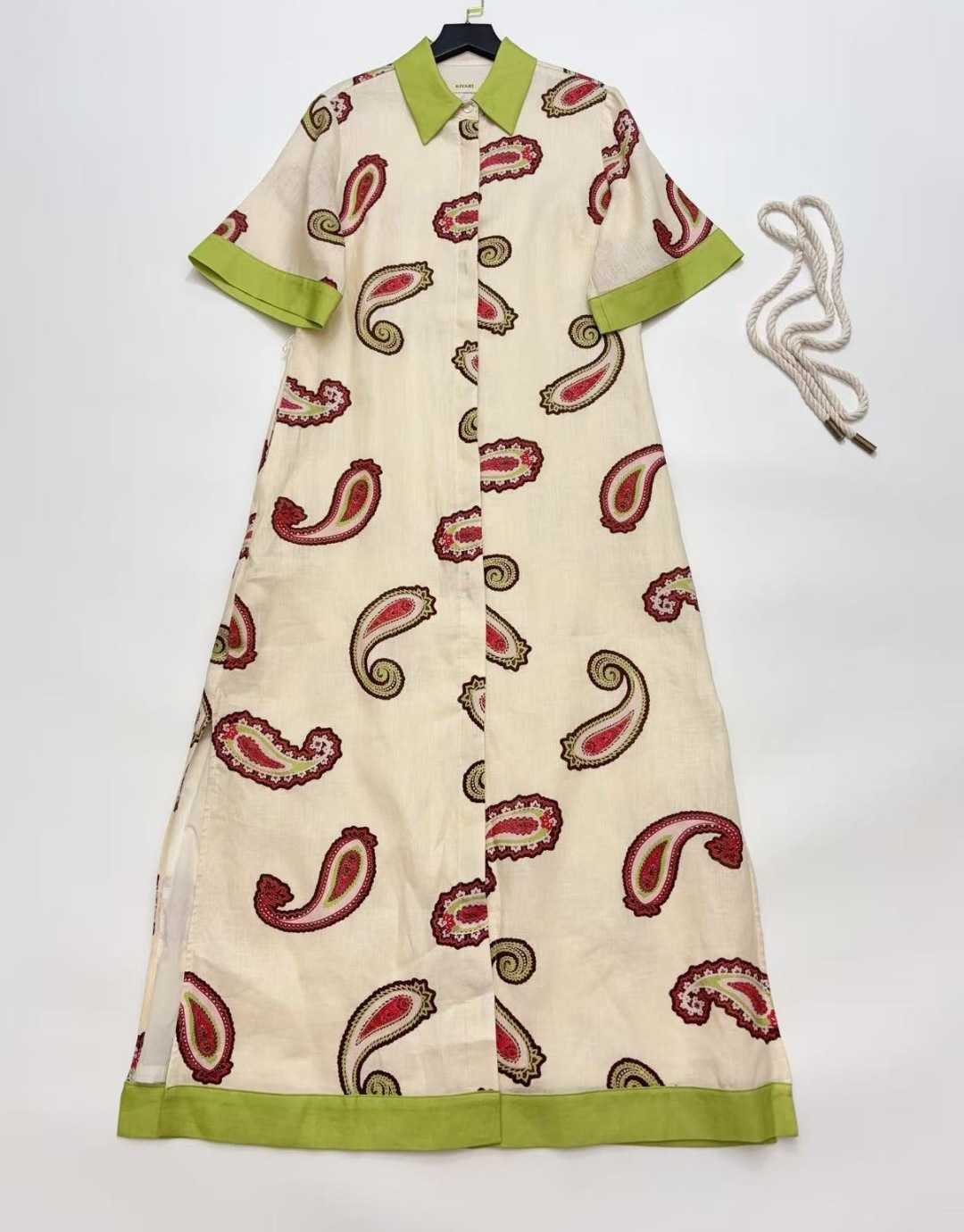 Kivari Turn-Down Collar Colorblock Paisley Print Maxi Dress