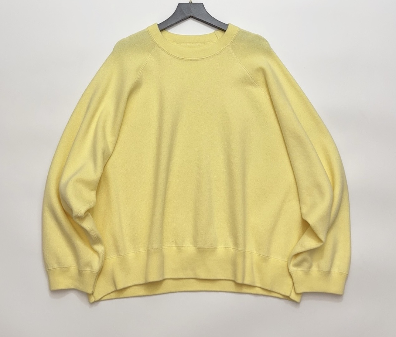 Japanese Casual Embroidered 'R' Pure Color Crewneck Knit Sweatshirt