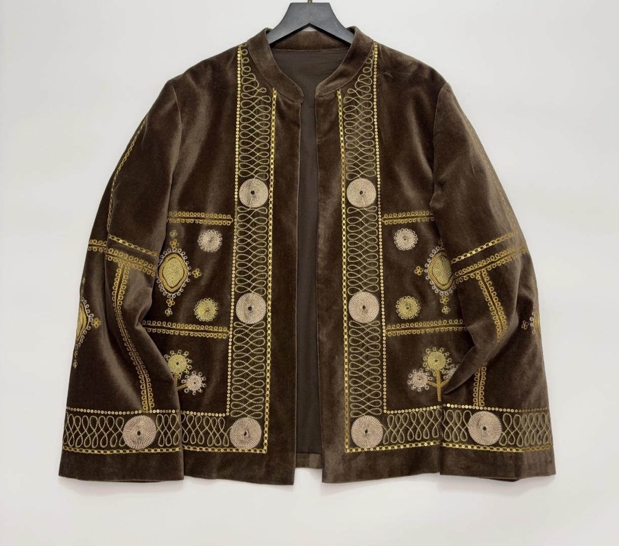 Vinster Velvet Embroidered Casual Jacket