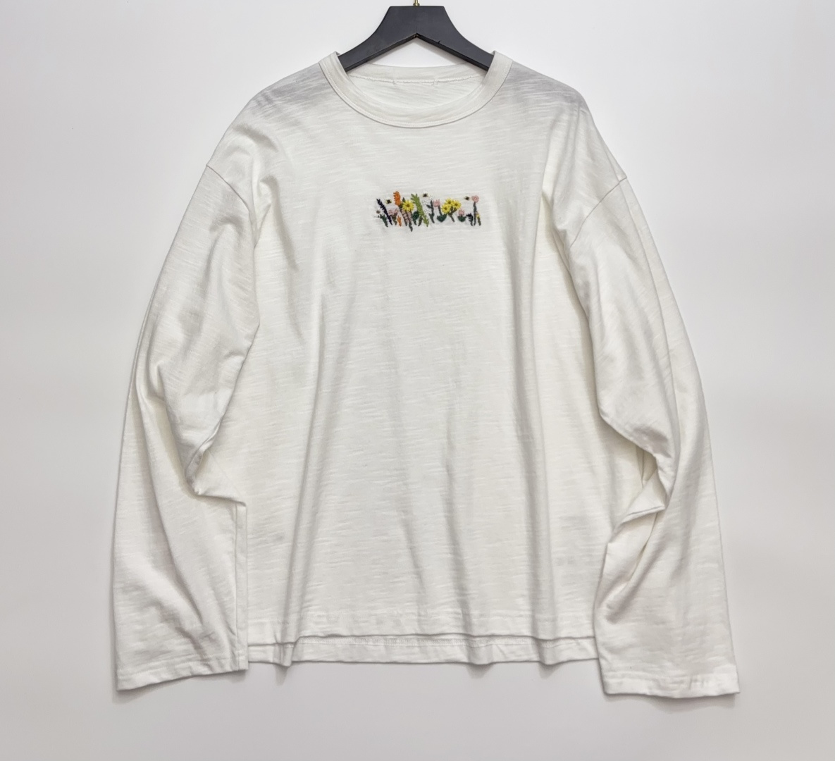 Archive Japanese Japanese Style Embroidered Floral Long Sleeve Relaxed T-Shirt