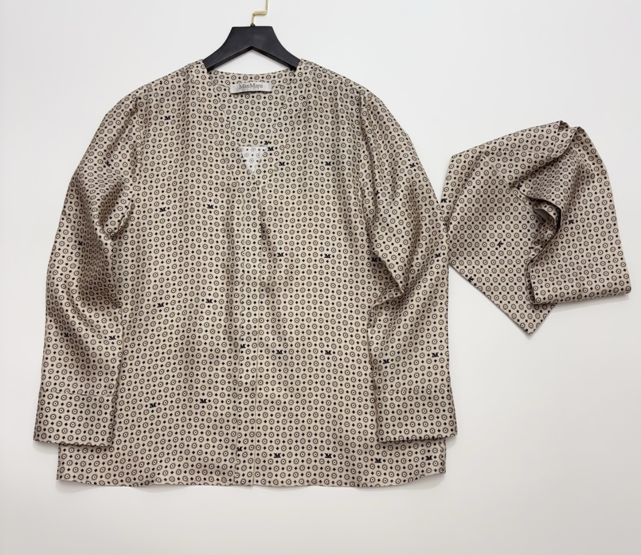 Max Mara Summer '26 Silk Elegant Circle Print Blouse