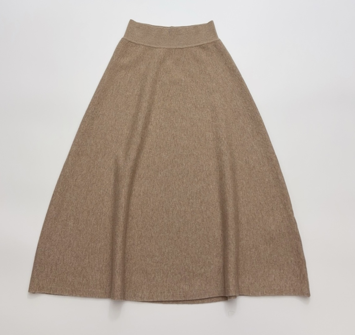 Early Spring Minimalist High-Waist Knitted Skirt
