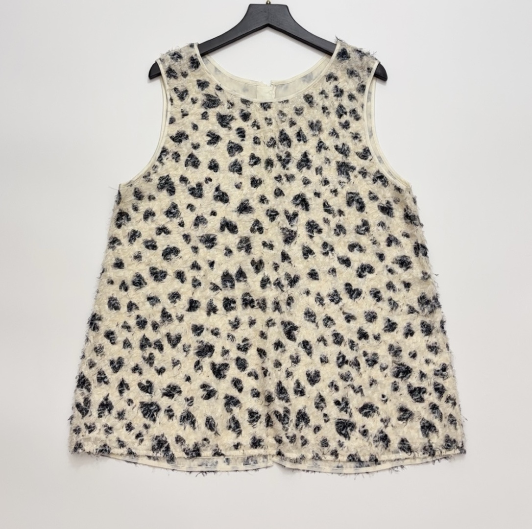 Jacquard Heart Loose Sleeveless Top with Fringe