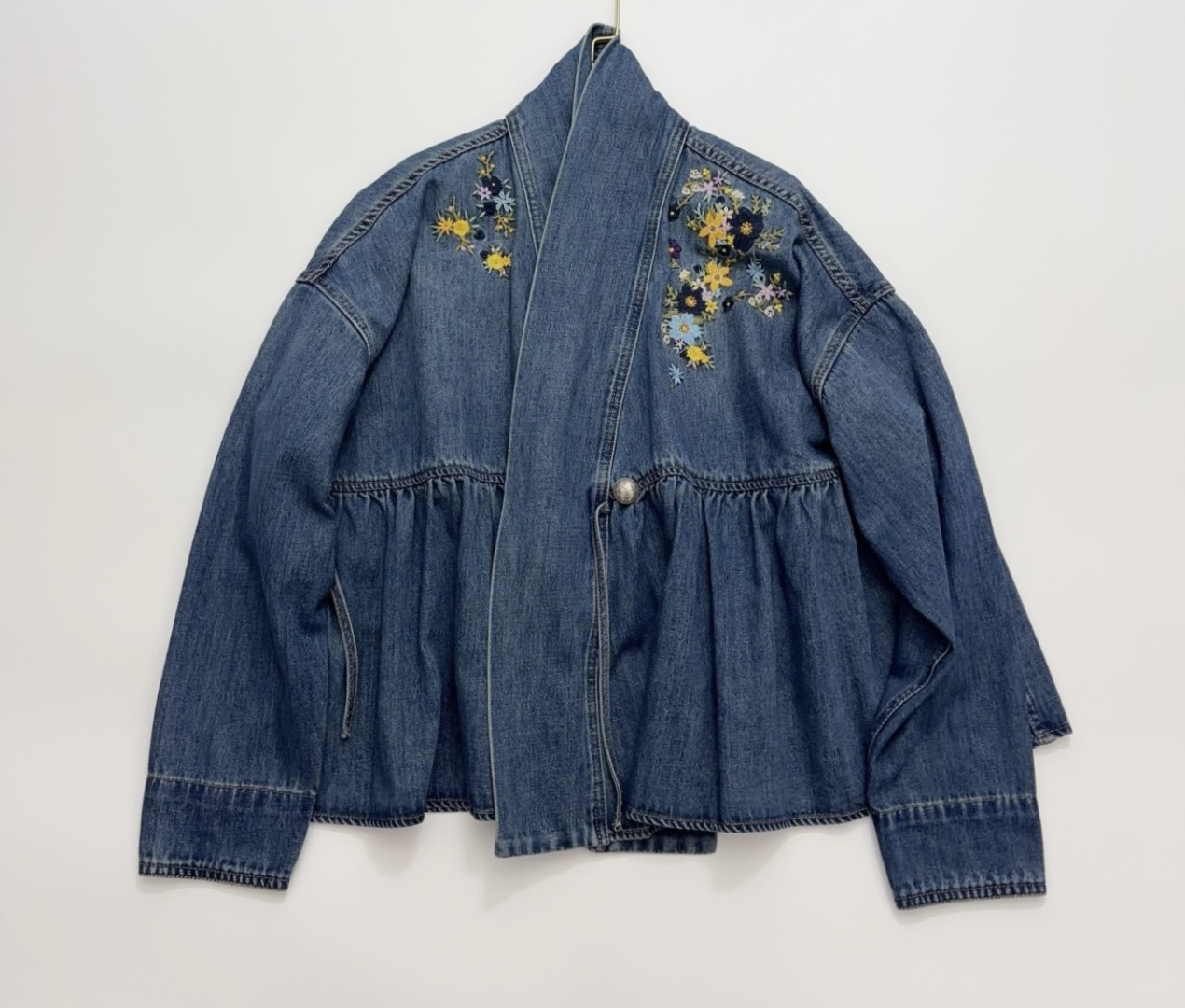 Japanese Style R Letter Floral Embroidered Denim Jacket