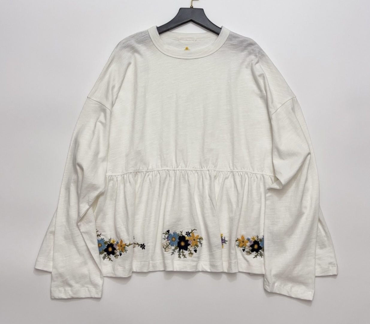 Japanese Style Floral Embroidery Babydoll Loose Long Sleeve T-Shirt
