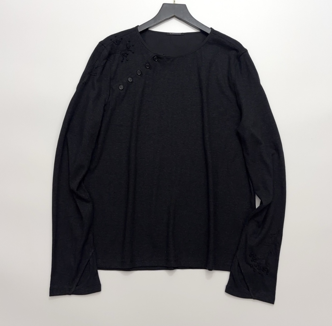 KINYAN LAM Solid Color Asymmetric Slanted Neck Pullover Long Sleeve T-Shirt