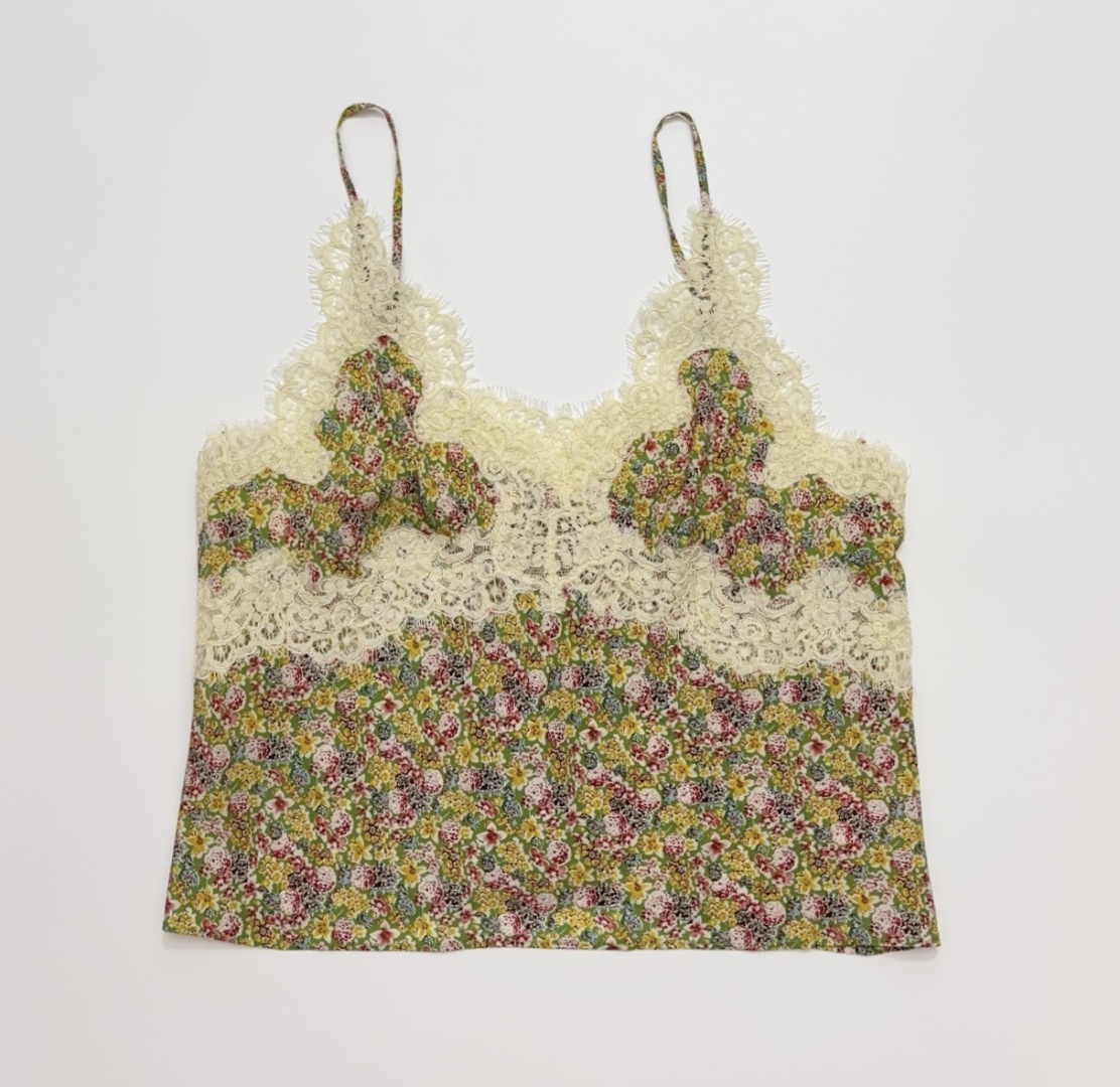 Dôen Vintage Floral Print Lace Trim V-Neck Camisole