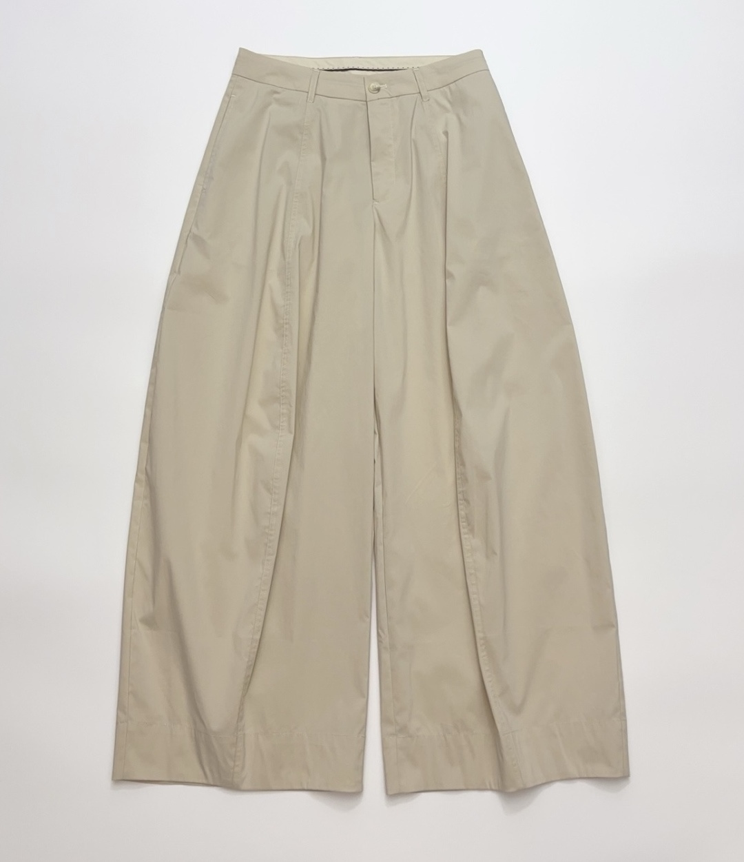Immi High-Waisted Curved Wide-Leg Casual Trousers