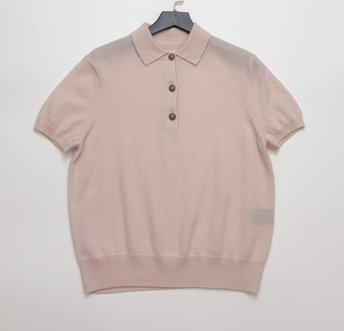 Loro Piana Early Spring Cashmere Short-Sleeve Knit Top in Flattering Cherry Blossom Pink