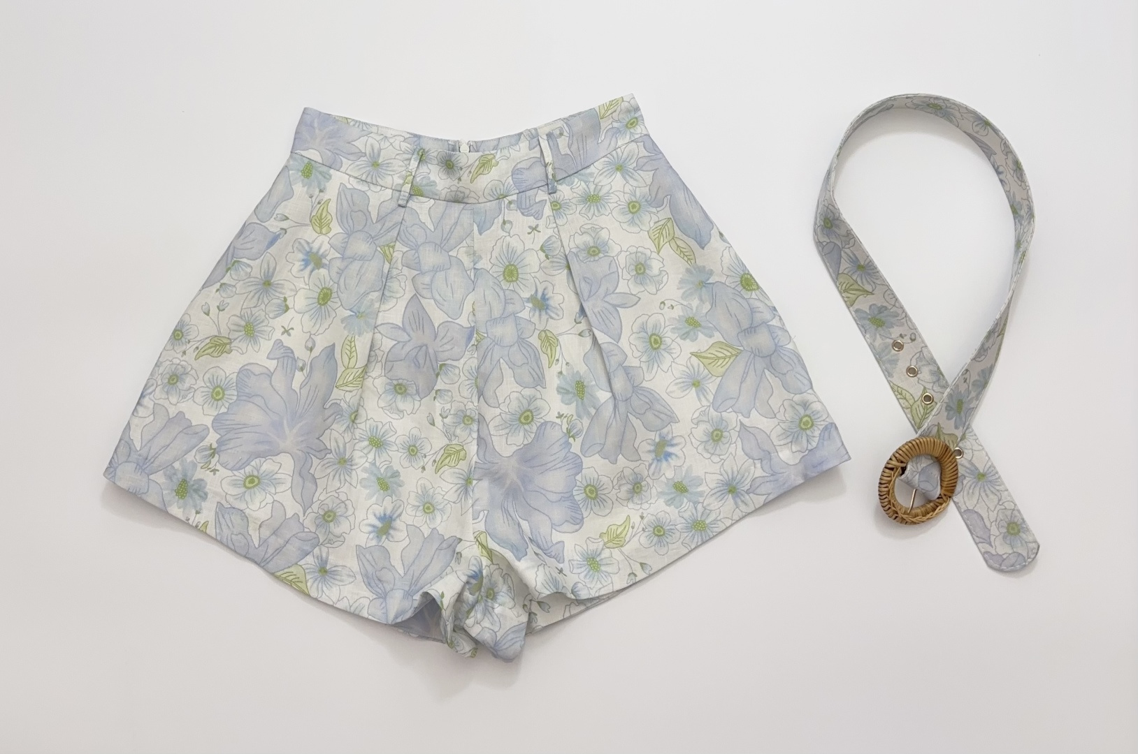Niche Printed Ramie High-Waist Linen Shorts