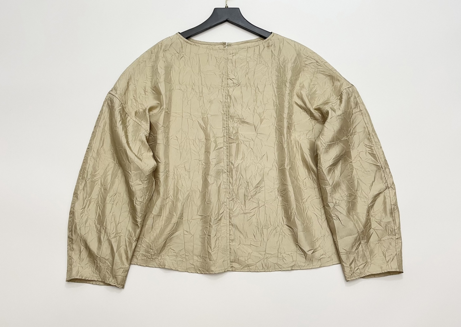 Studio Nicholson Solid Loose Pleated Long Sleeve Top