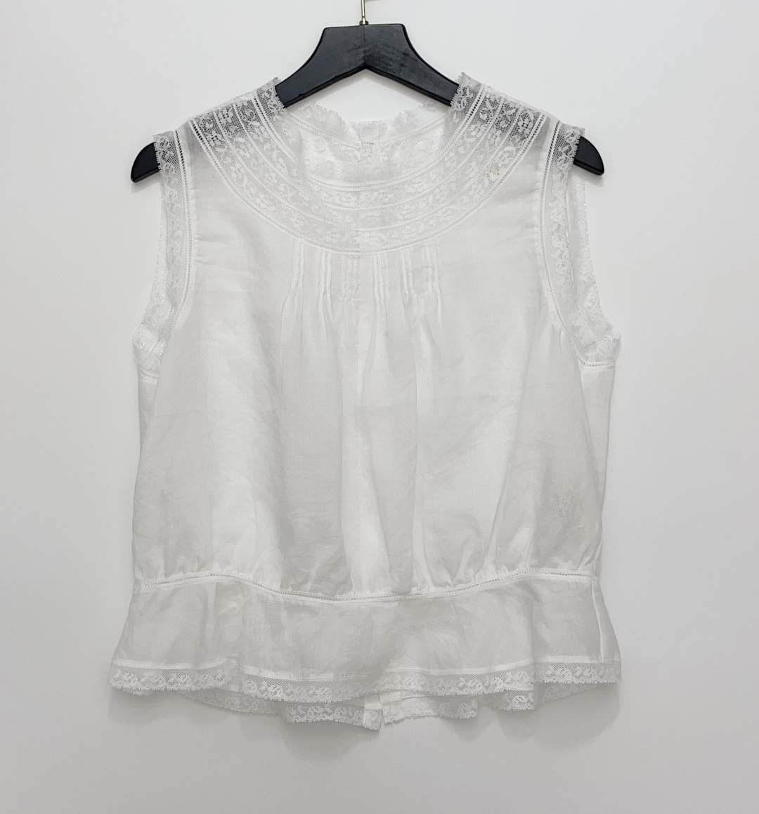 Dôen Lilibet Lace Panel Sleeveless Organic Cotton Vest