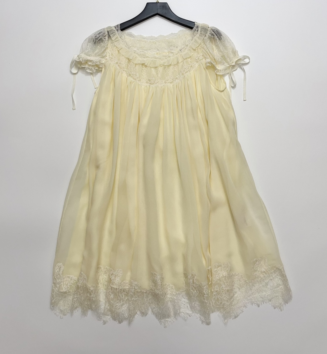 Dôen Embroidered Lace Loose Casual Short Dress
