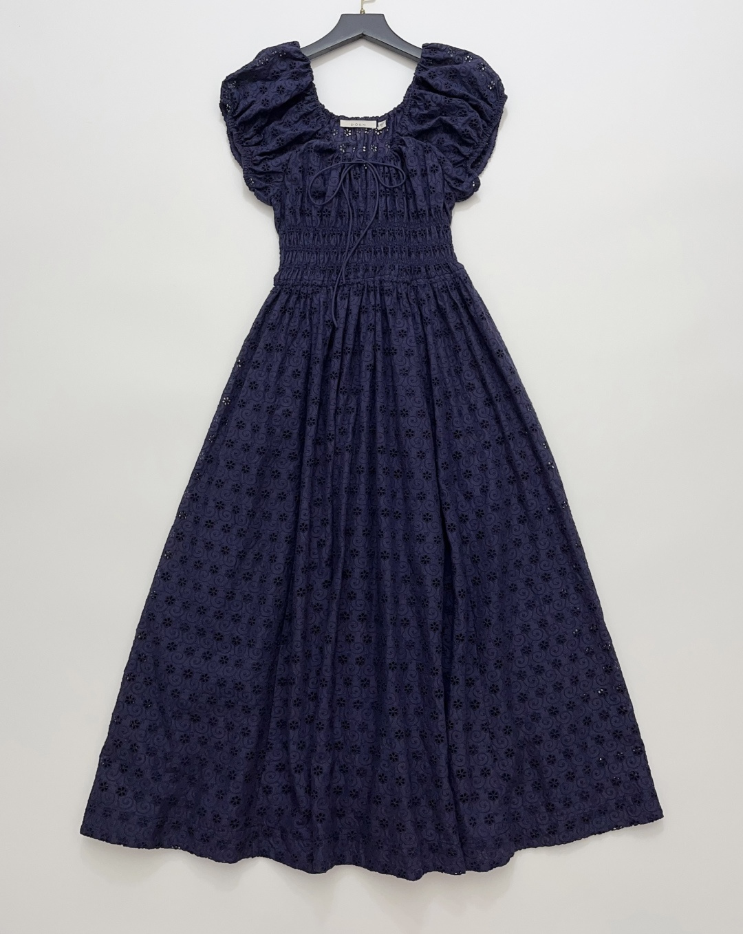 Dôen Spring/Summer French U-Neck Cotton Embroidered Lace-Up Waist Dress