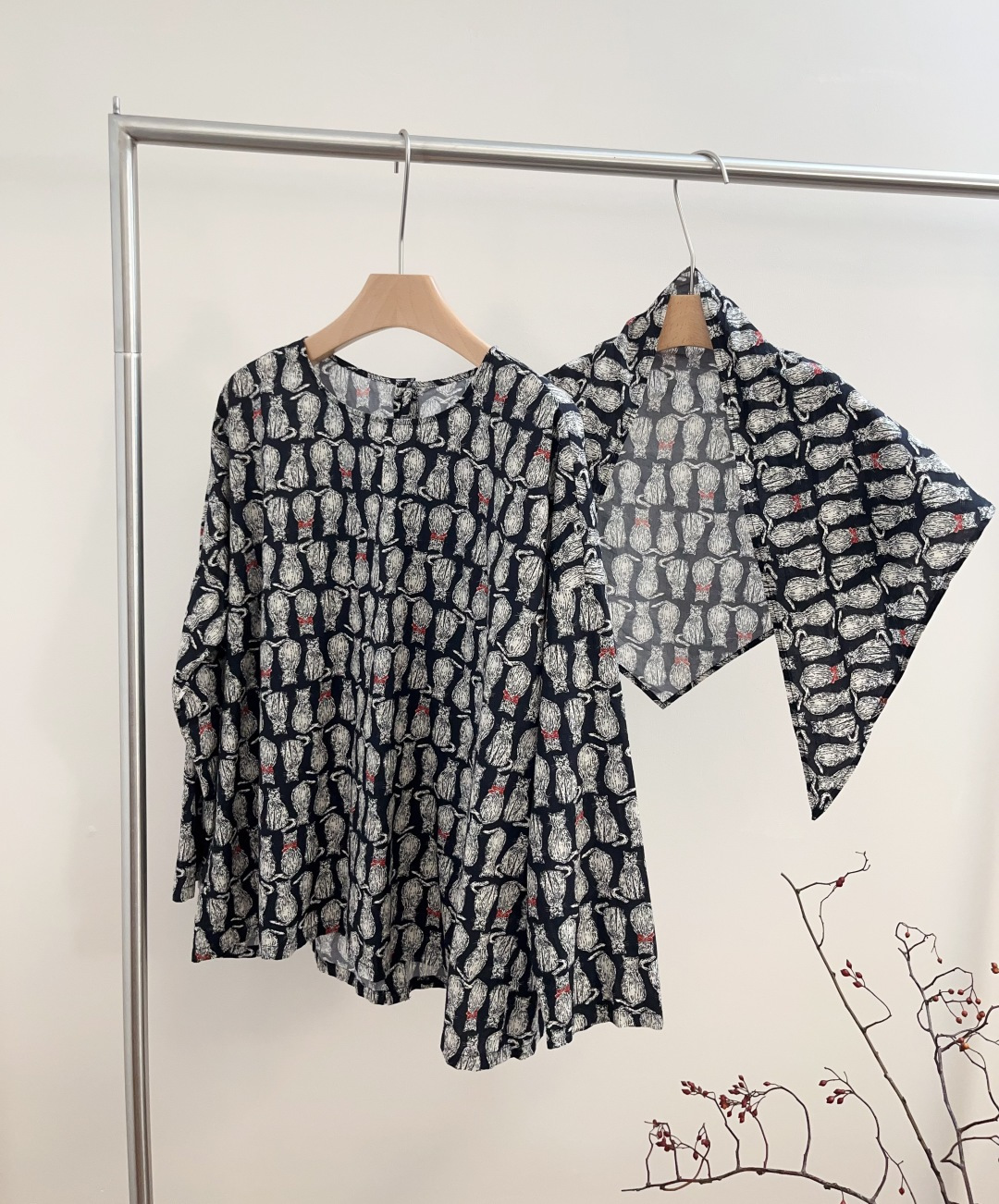 Navy Blue Kitten Print Loose Shirt with Shawl