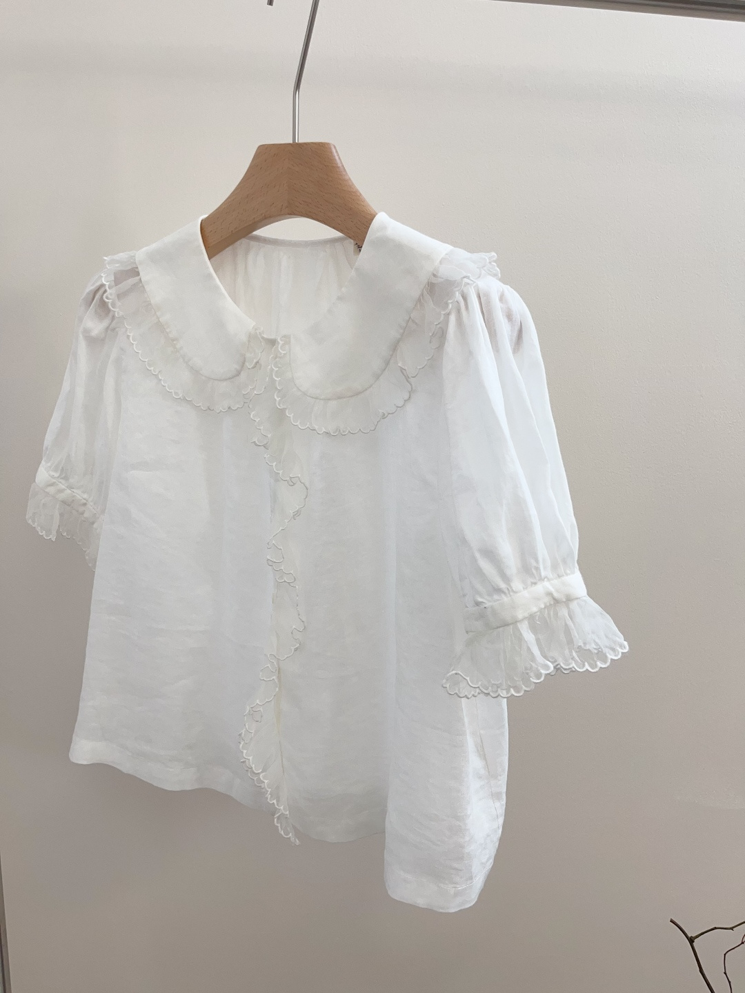 Dôen French Style Ramie Peter Pan Collar Puff Sleeve Ruffle Shirt