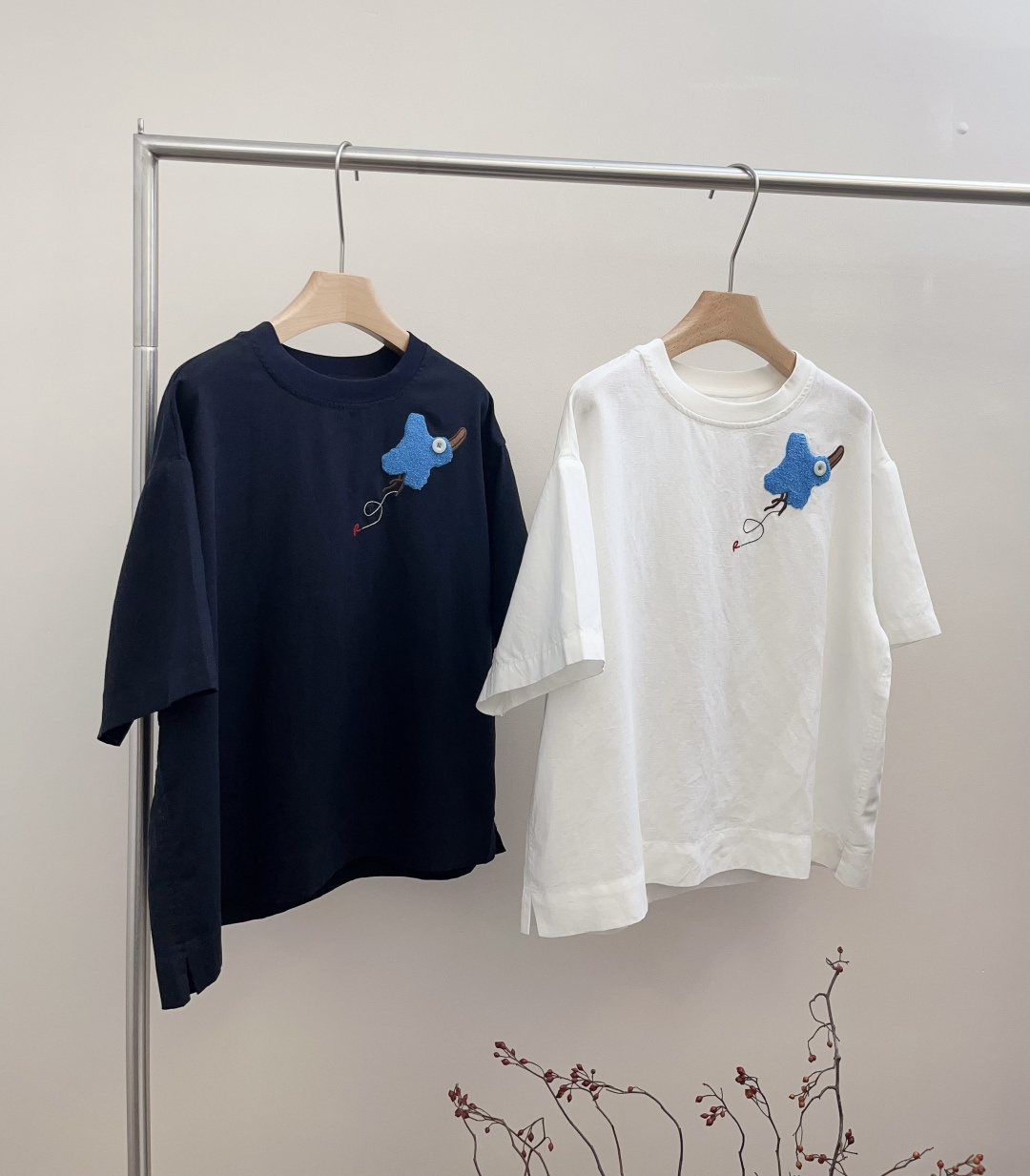 Japanese Style Letter R Embroidered Cartoon Pattern Short-Sleeve T-Shirt