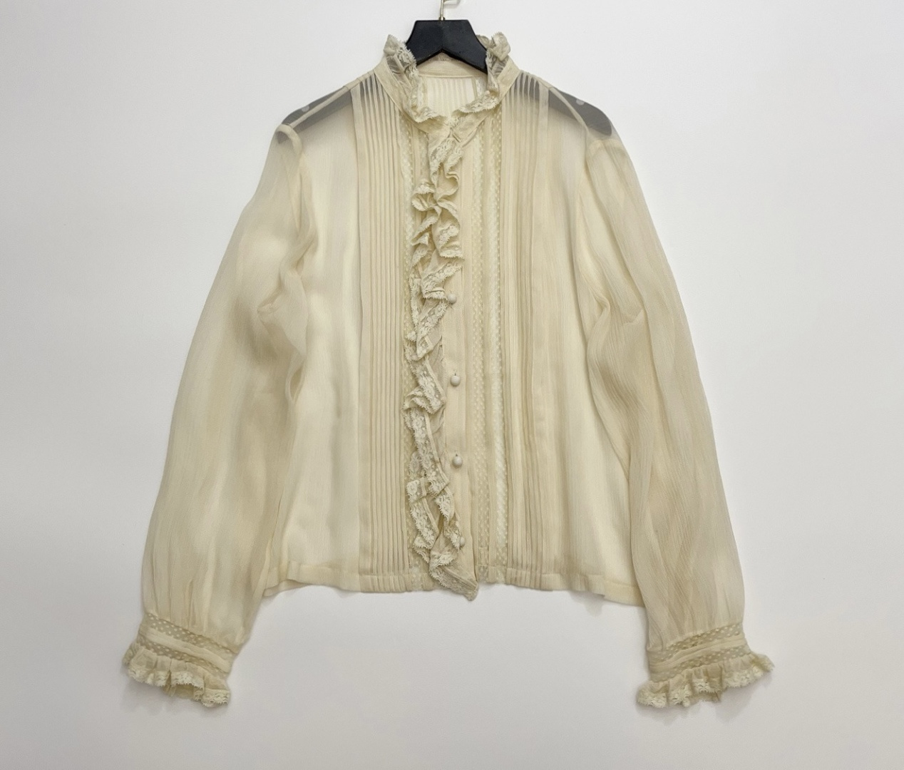 Dôen MAGDELEINE Lace Ruffled Trim Patchwork Silk Shirt