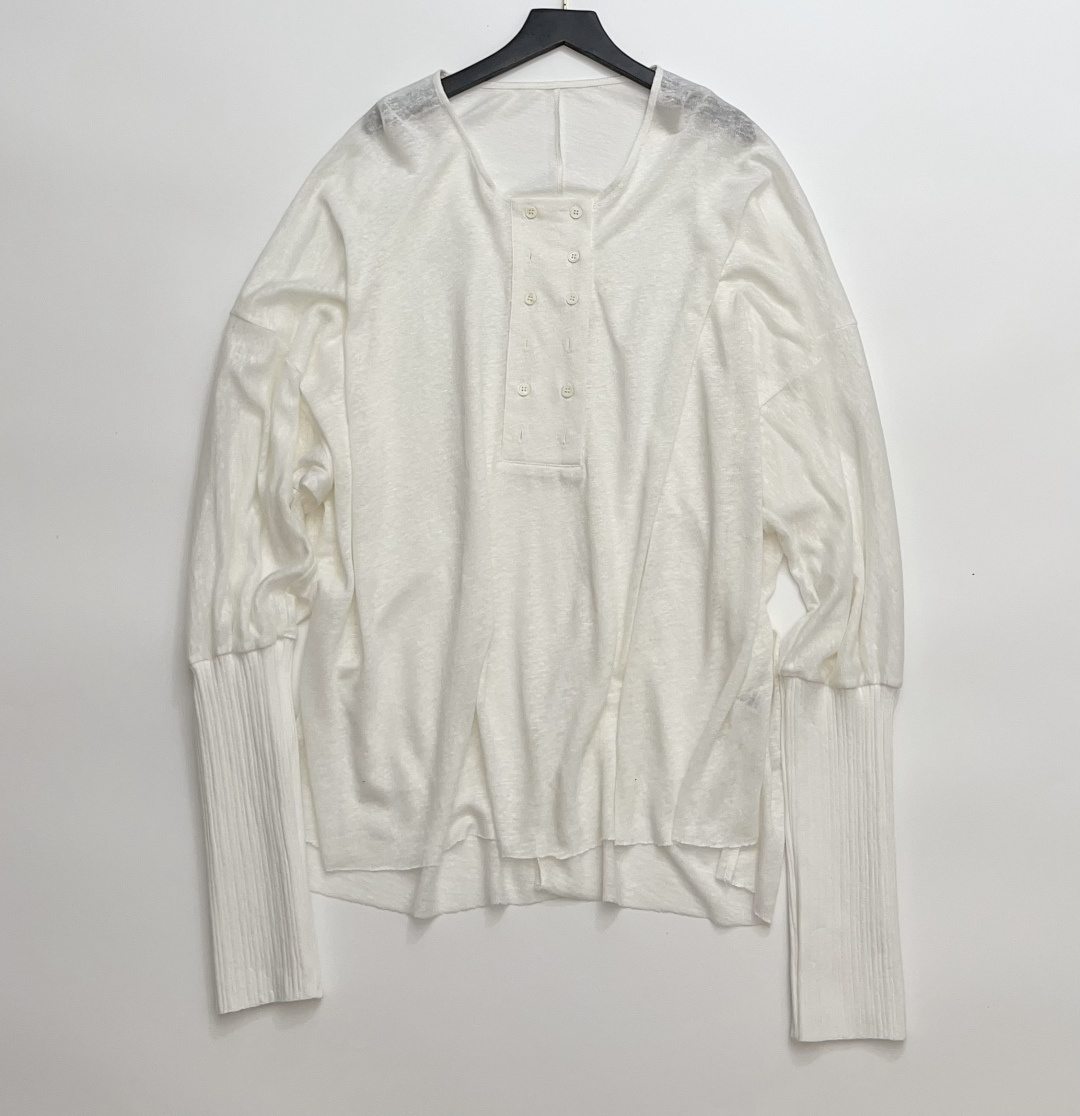 O cloche code Classic Double-Breasted Linen Relaxed T-Shirt