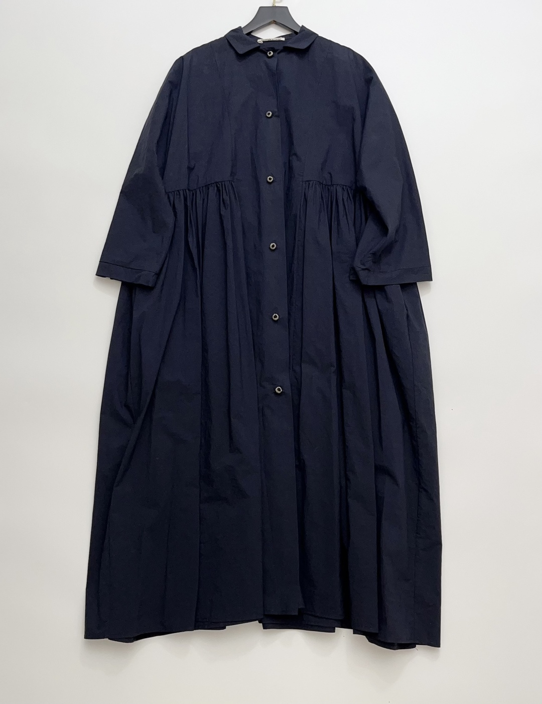 Reversible Washed Natural Pleat Hand-Crocheted Button Loose Three-Quarter Sleeve Long Coat