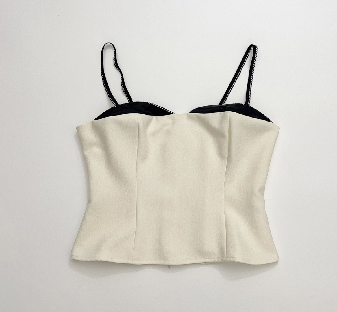 Reformation Women's Melanie Sweetheart Neck Camisole with Faux Two-Piece Colorblock Design