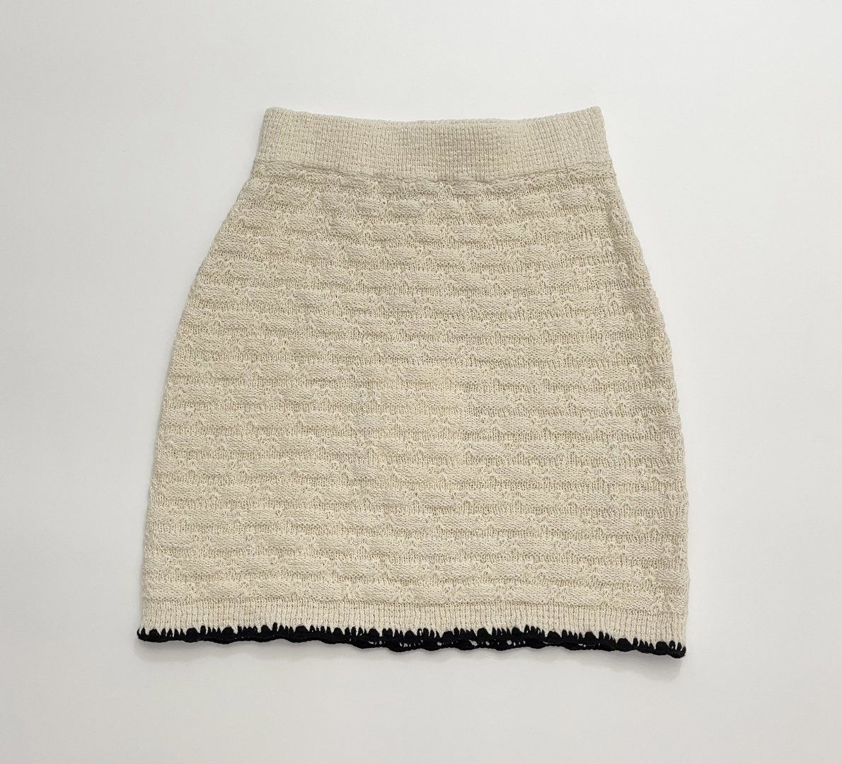 Chanel Style Hand-Crocheted Colorblock Trim Knit Slim-Fit Skirt