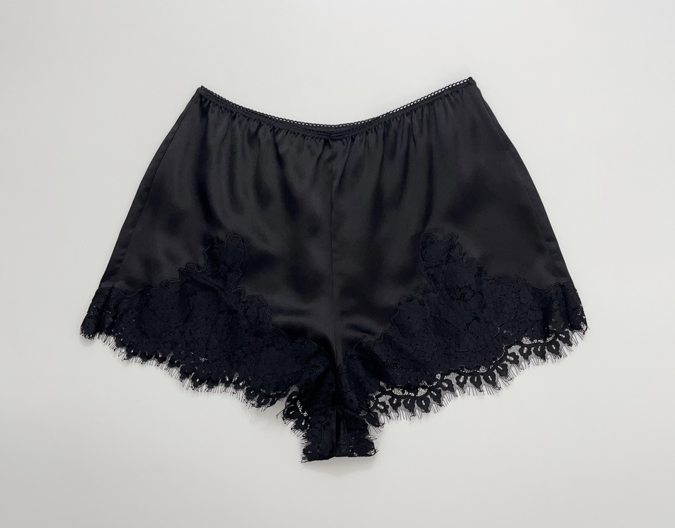 Dôen Kira Iona Vintage French Silk Shorts