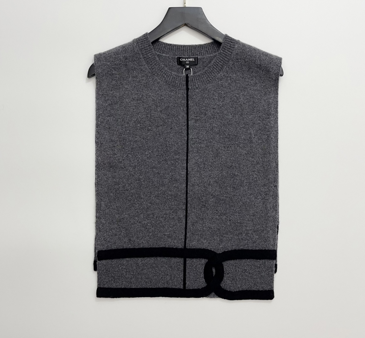 Sleeveless Round Neck Zipper Vest Layered Design Top