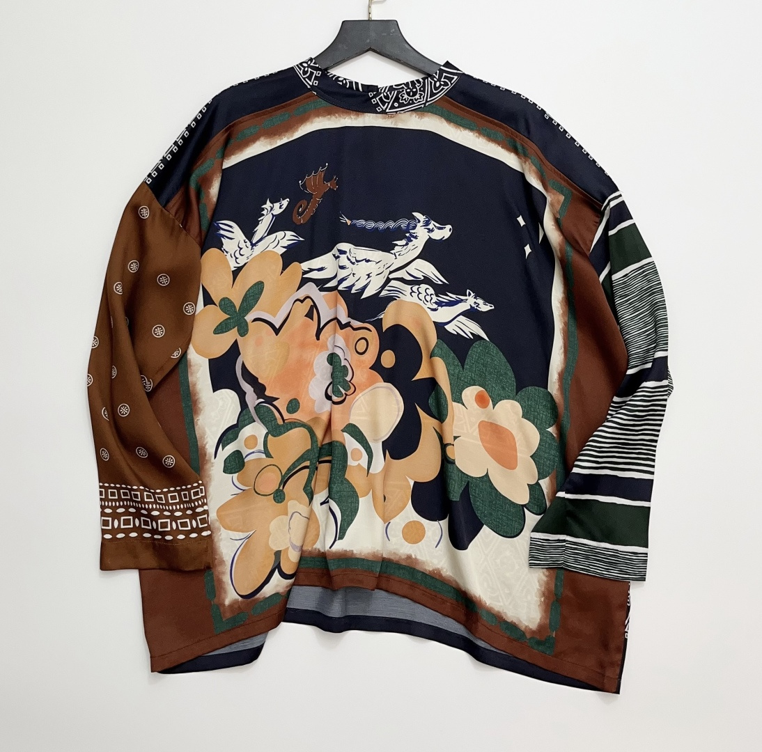 Japanese Style Colorblock Graffiti Relaxed Fit Long Sleeve Pullover Shirt