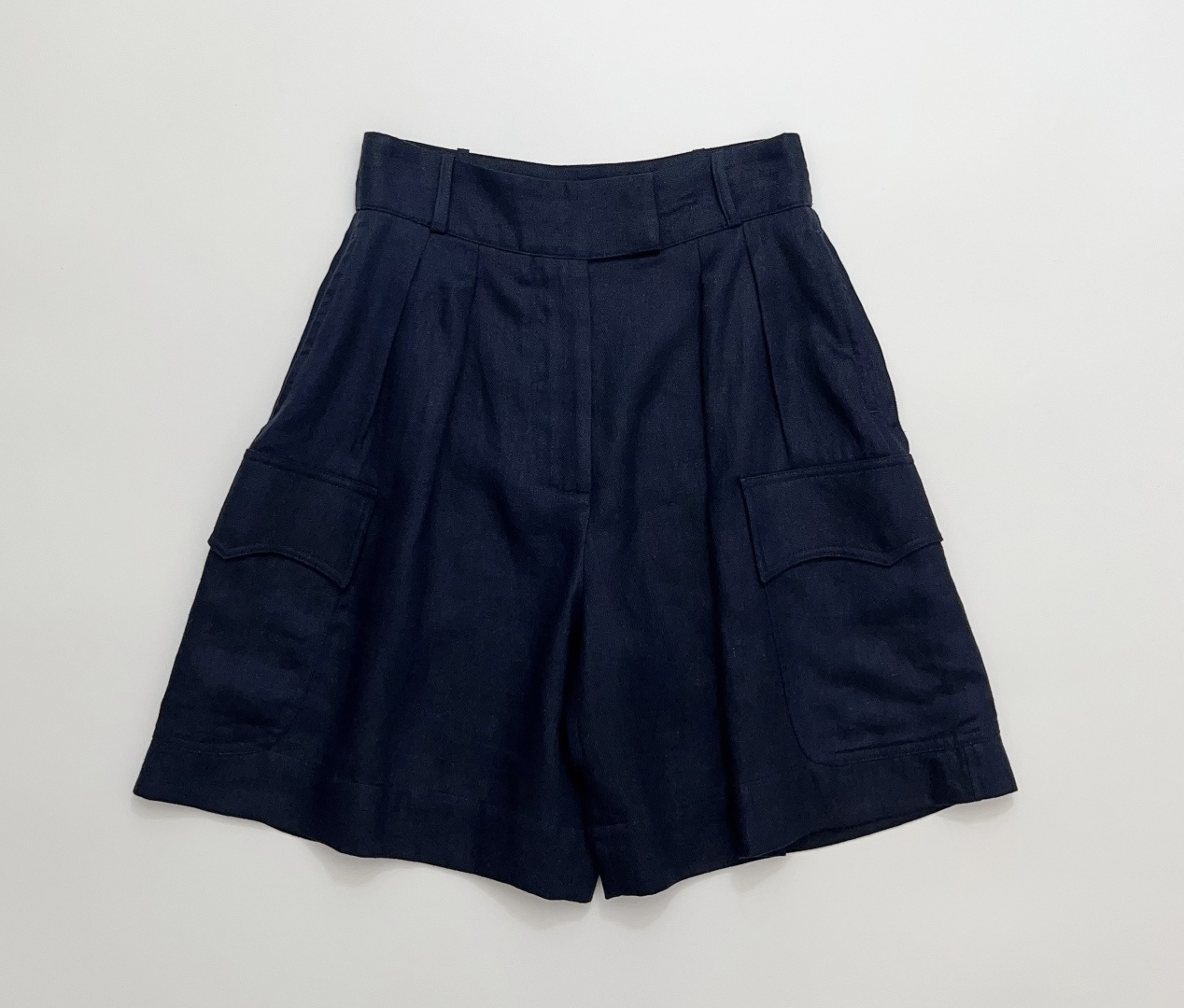 Loro Piana Linen Simple Double Pocket Shorts