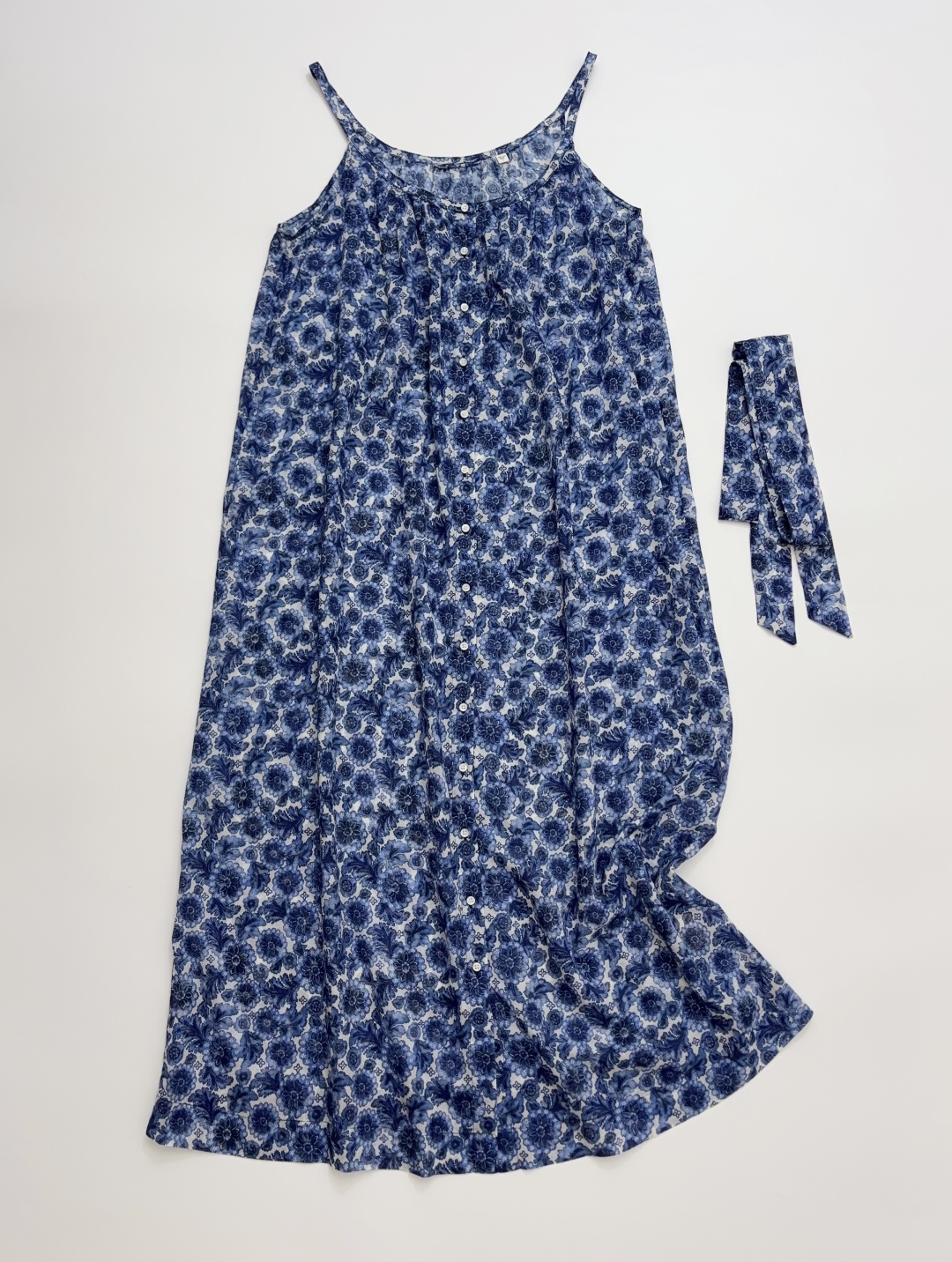 Dôen Floral Print Tie-Detail Sleeveless Long Dress
