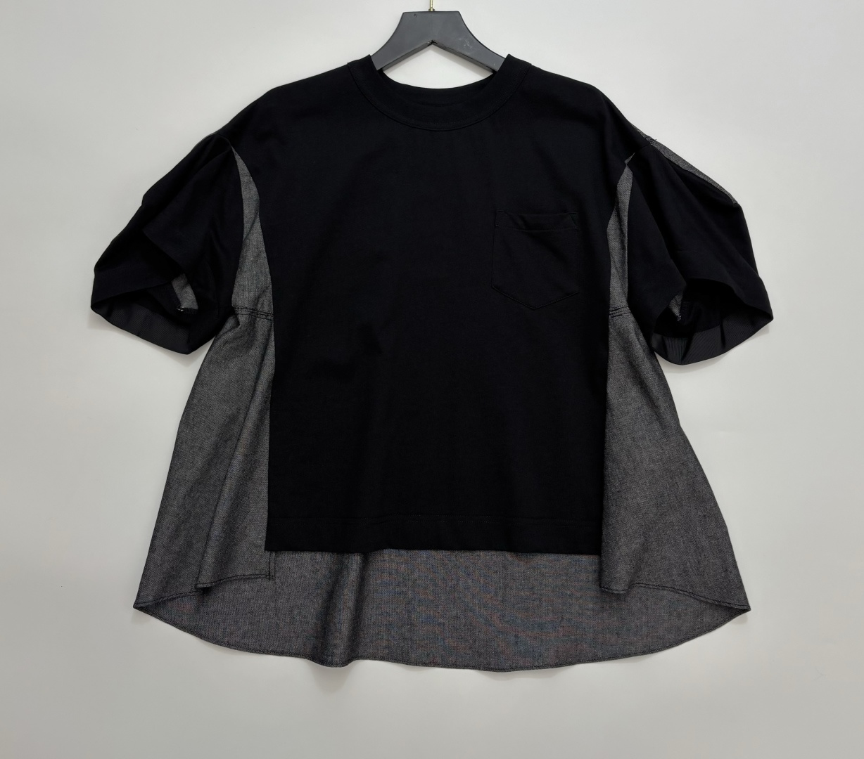 Sacai Colorblock Asymmetrical Round Neck Top