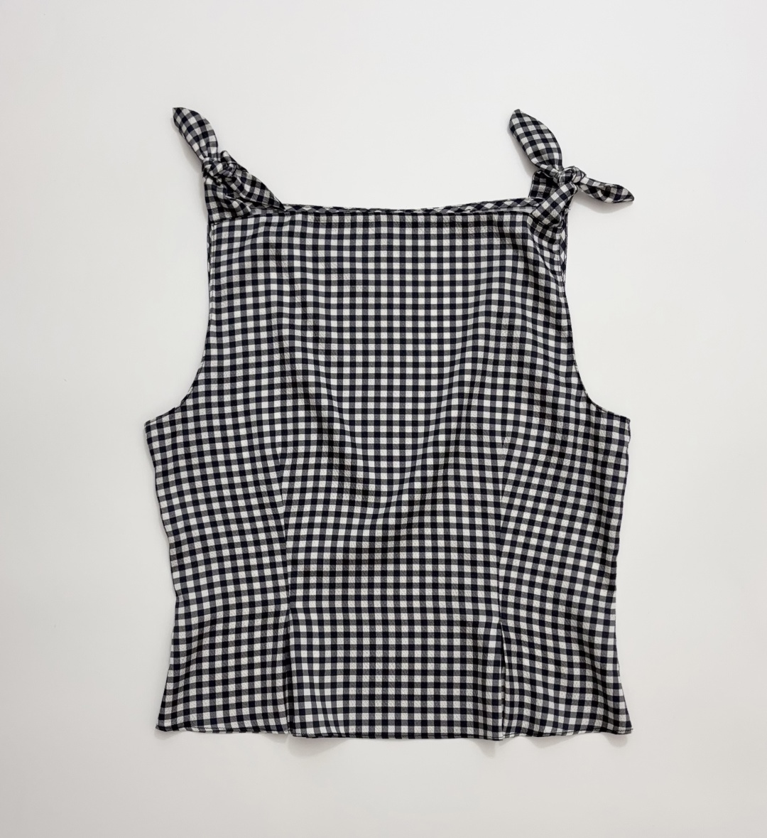 Dôen Plaid Print Knit Sleeveless Bow Tie Vest Top
