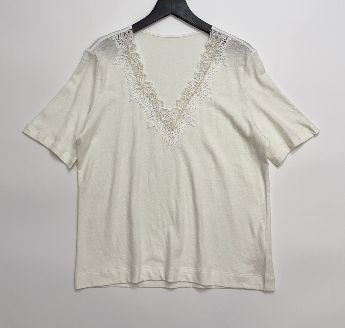 French Lace-Paneled V-Neck Short Sleeve T-Shirt
