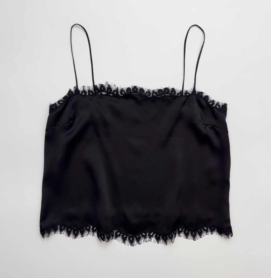 Dôen Lace Panel Elegant Cropped Camisole Top