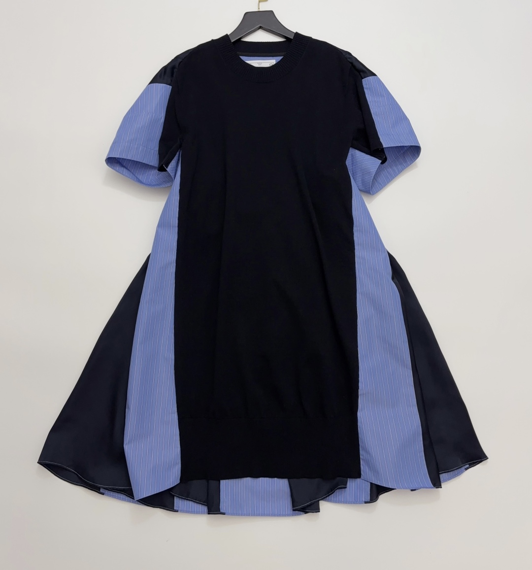 Sacai Colorblock Round Neck Short-Sleeve Dress