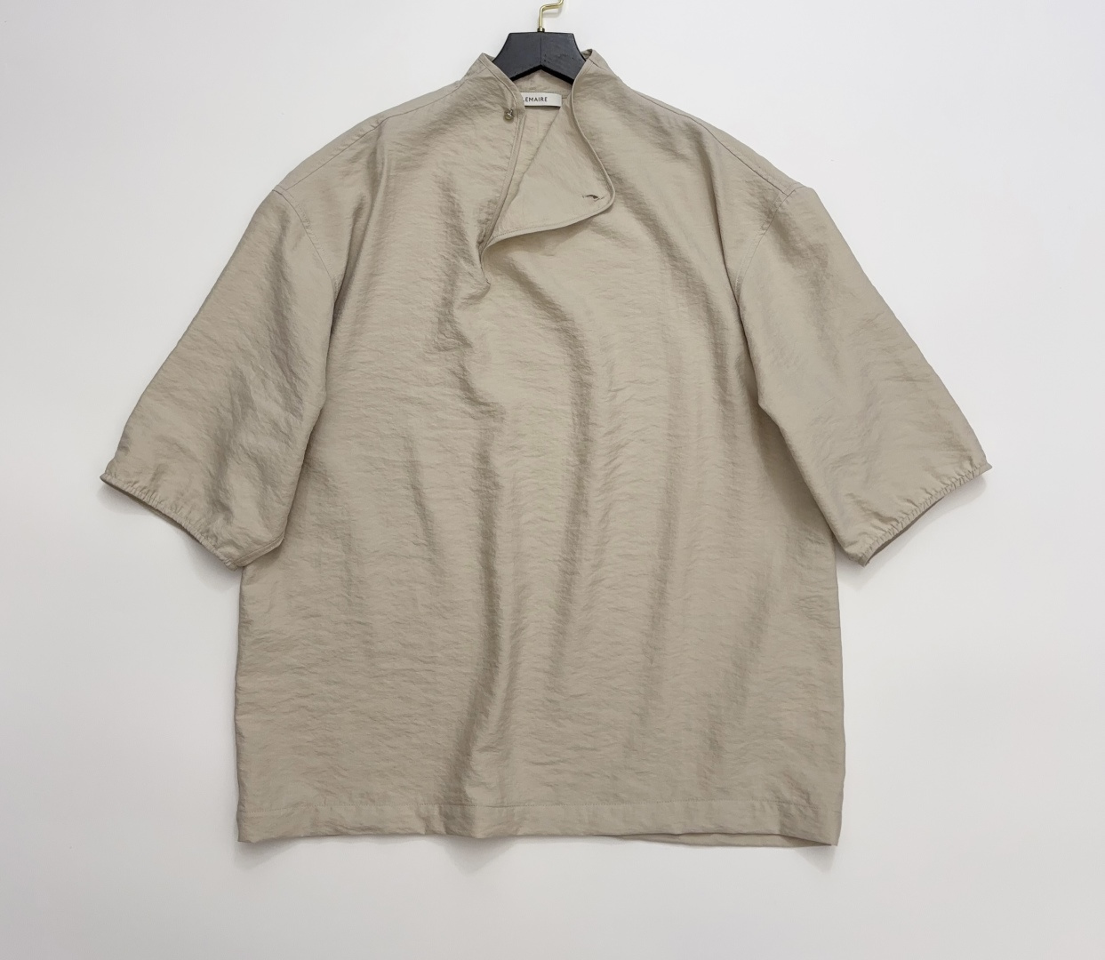 Lemaire Plain Dry Silk Cat-Eye Button Short-Sleeve Top