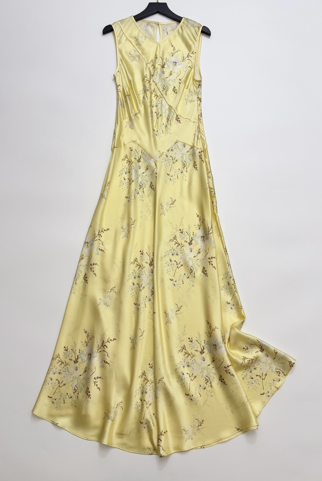 Dôen French Sleeveless Resort Style Floral Silk Long Dress
