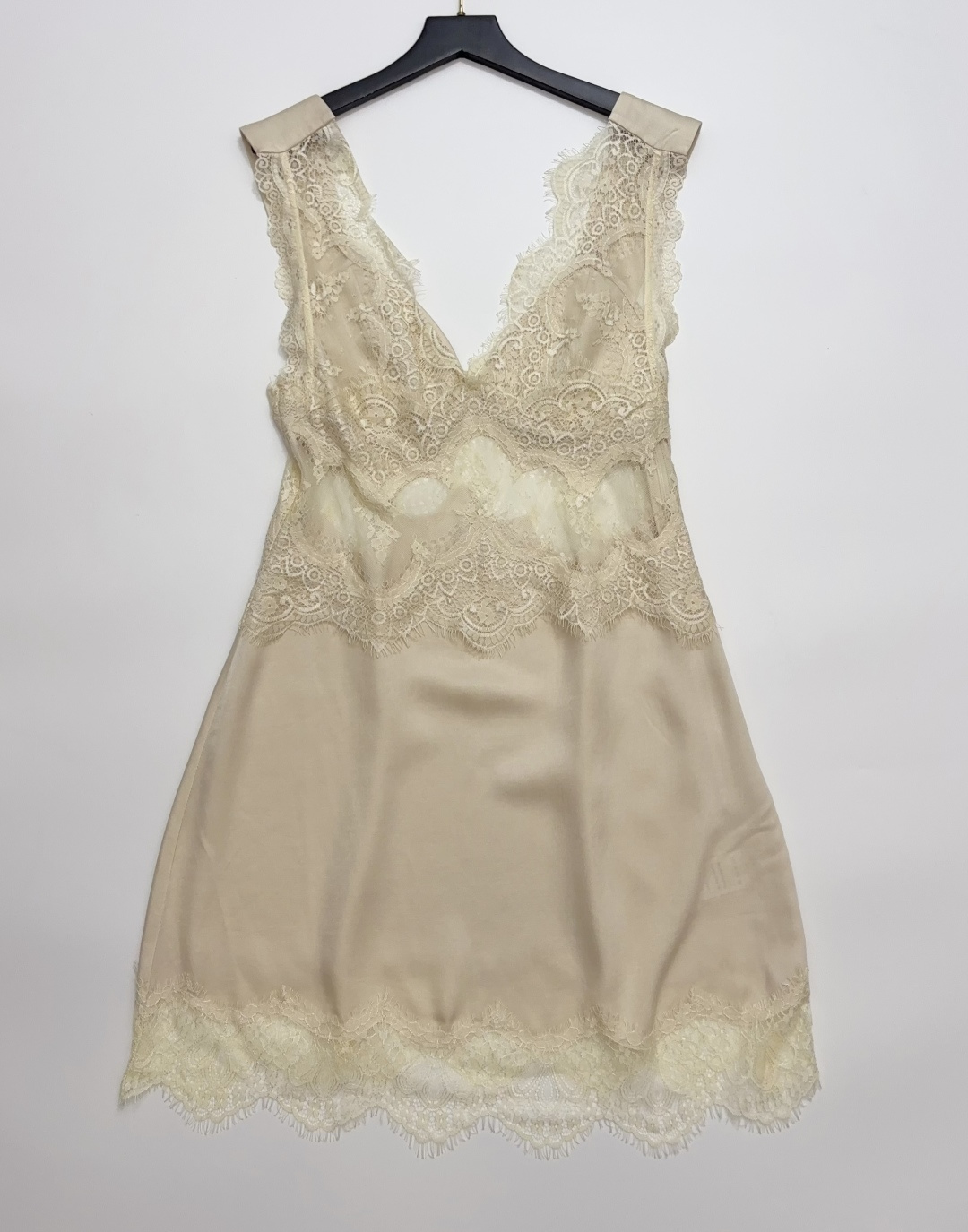 Third Form Elegant Lace Panel V-Neck Short Dress