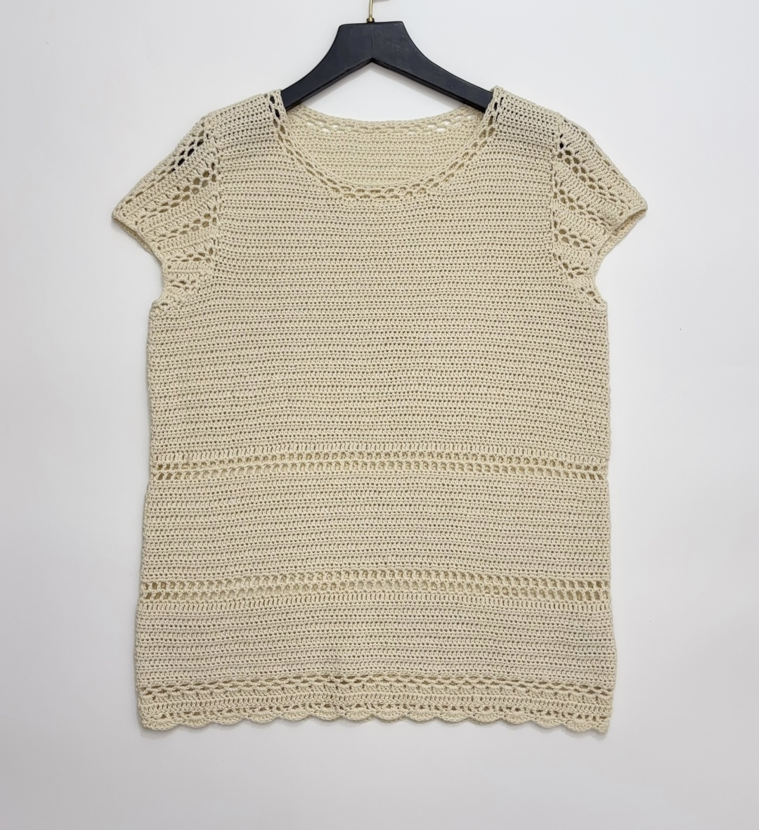 Cosycozy Hand Crocheted Openwork Short Sleeve Knit Top with Delicate Lace Trim
