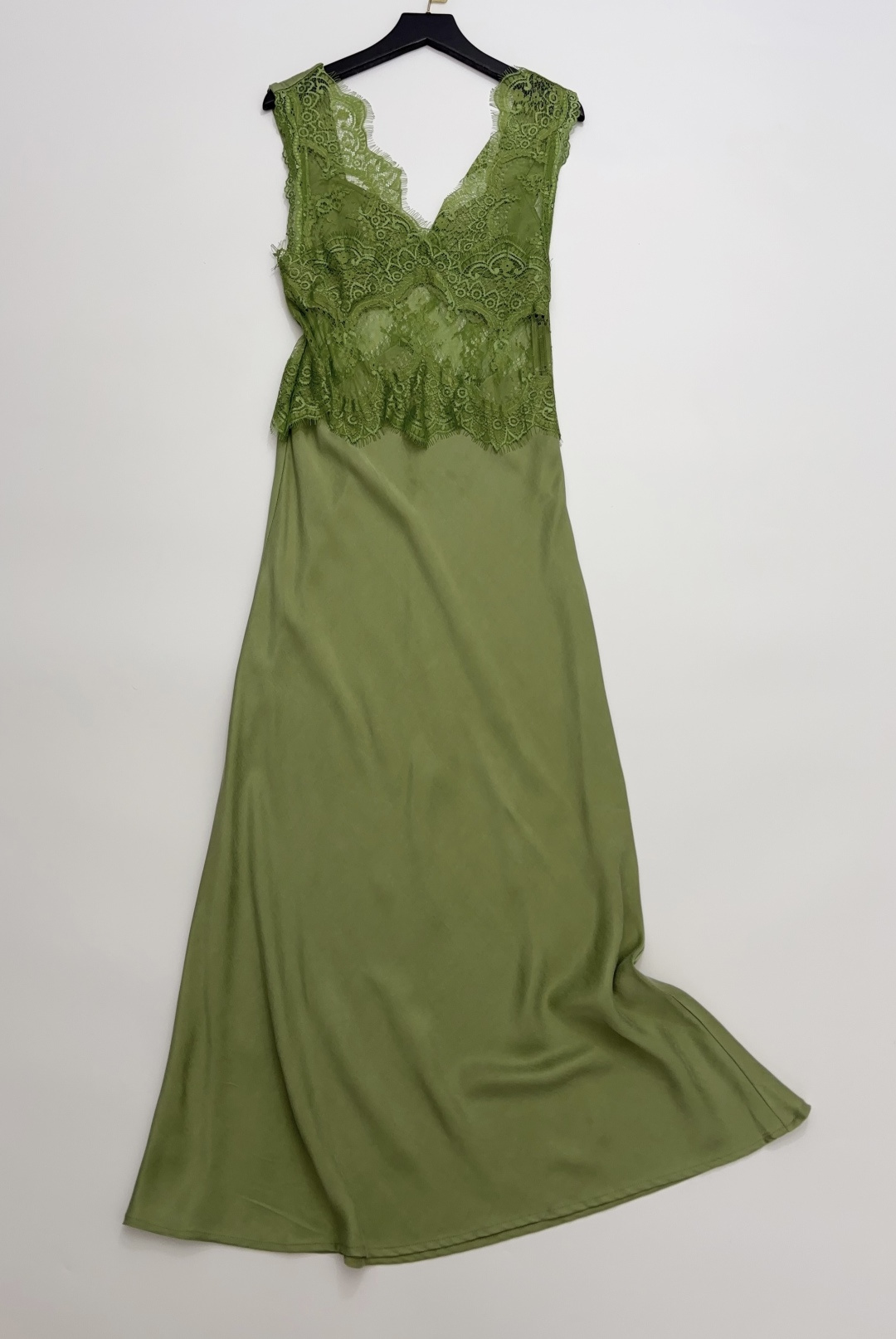 Third Form Elegant Lace Panel V-Neck Long Dress