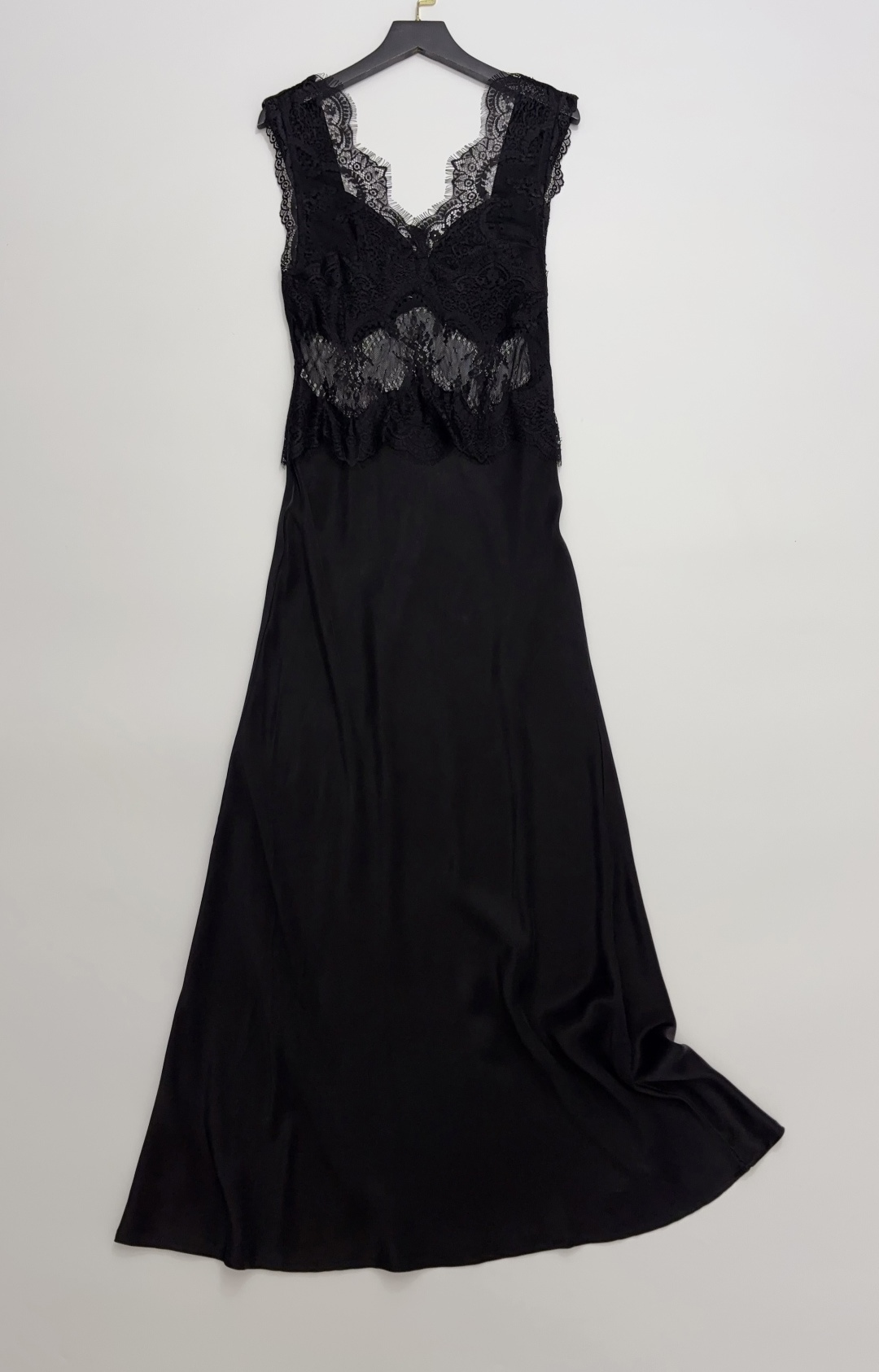 Third Form Elegant Lace Patchwork V-Neck Long Dress